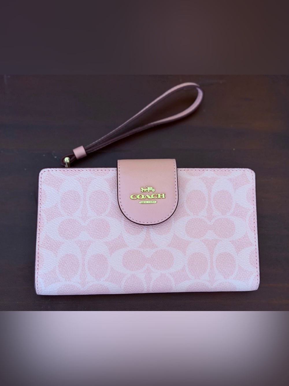 NWT Coach Phone Wallet In Signature Canvas CW780 Powder Pink